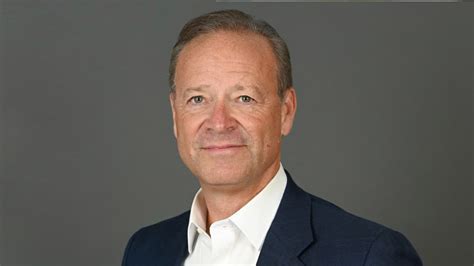 Chris Viehbacher .
